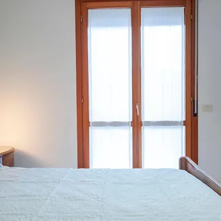Se044 - Senigallia, Comodo Trilocale Con Portico