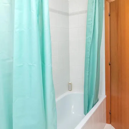 Apartment Se044 - Senigallia, Comodo Trilocale Con Portico *