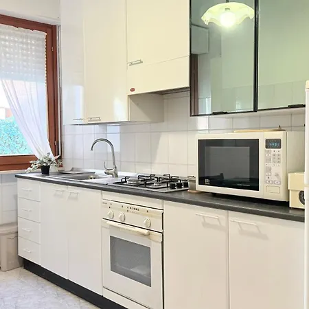 Se044 - Senigallia, Comodo Trilocale Con Portico Apartamento *