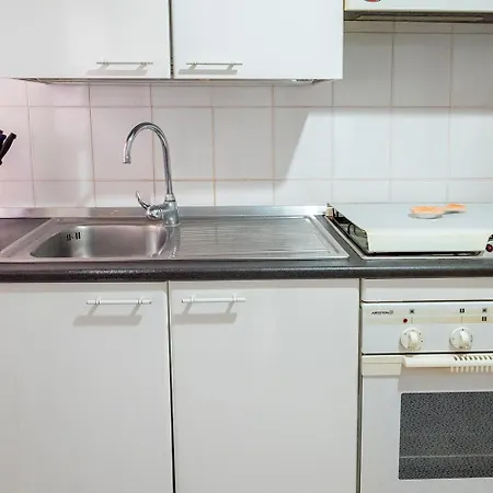 Se044 - Senigallia, Comodo Trilocale Con Portico Apartamento Senigália