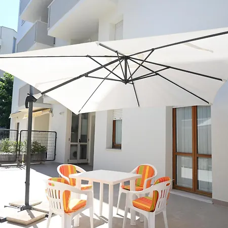 Apartman Se044 - Senigallia, Comodo Trilocale Con Portico *